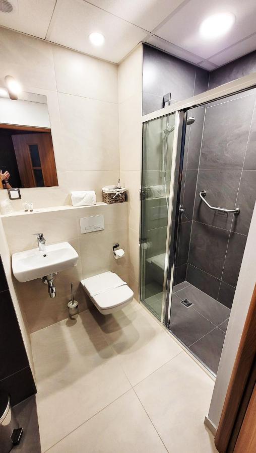Hotel Katowice Premium Esterno foto