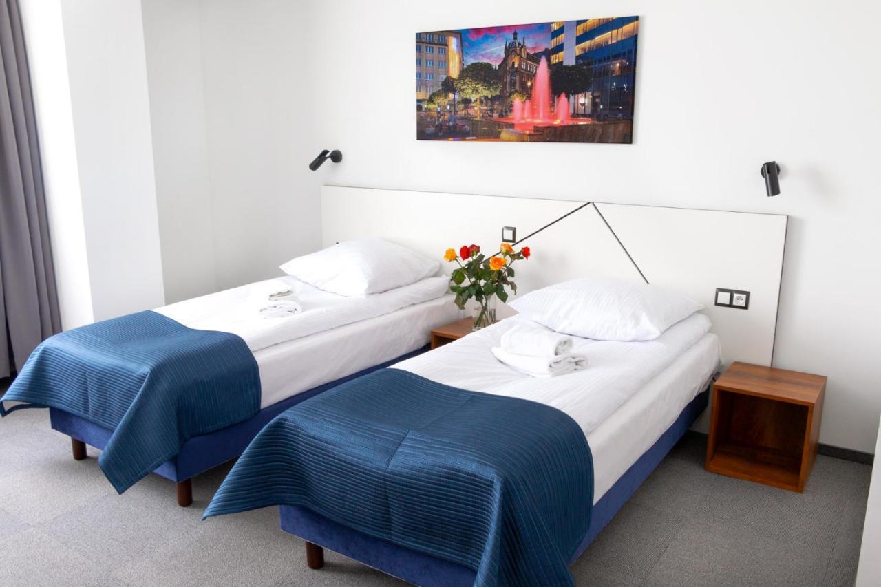 Hotel Katowice Premium Esterno foto